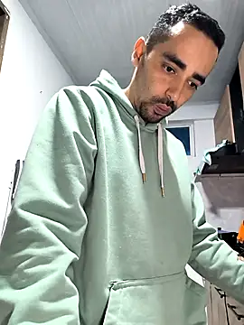 stivenlujan69 live sex cam