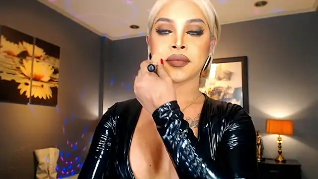 MarryQueen22's cam snapshot