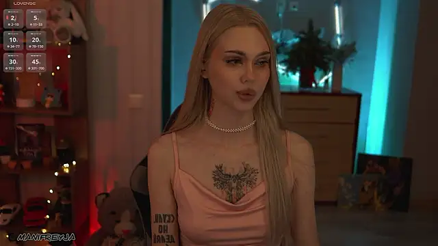 ManiFreyja live sex cam