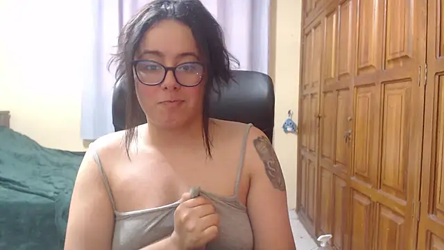 Venus_cat_'s cam snapshot