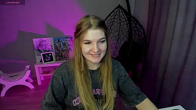 lily_williamss's cam snapshot