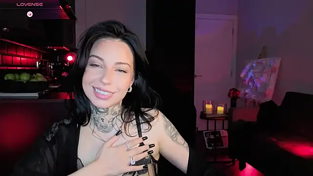 Aaaliceee's cam snapshot