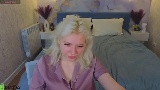 Kate_Krose's cam snapshot