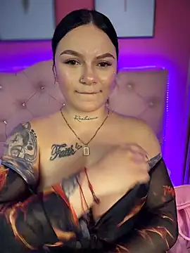 Megaan__More's cam snapshot