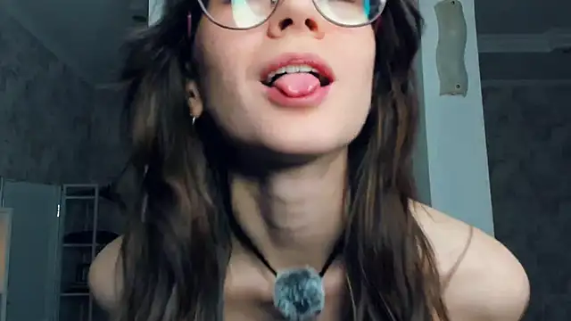 ReneeLippeatt live sex cam