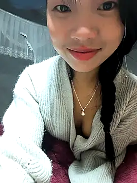 Lynly_k2's cam snapshot