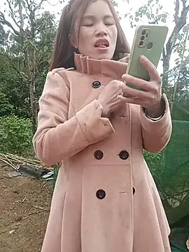 nangmo's cam snapshot