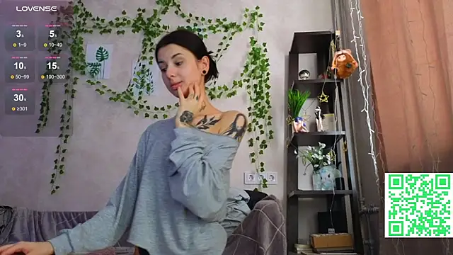 LeonaHinnes's cam snapshot