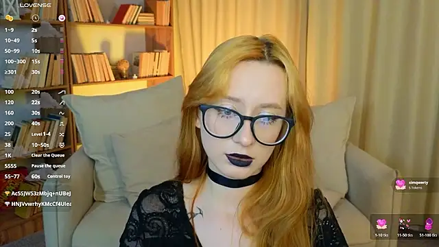 WICKEDEMBER live sex cam