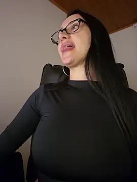 preetypeach live sex cam