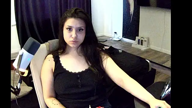Nicole_pretty live sex cam