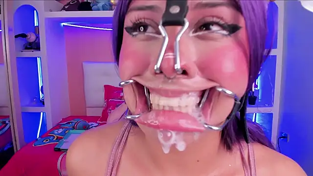 miss___megan's cam snapshot