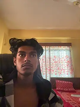 RavenKisses live sex cam