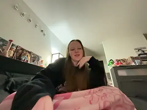 prettygirltracy_12's cam snapshot