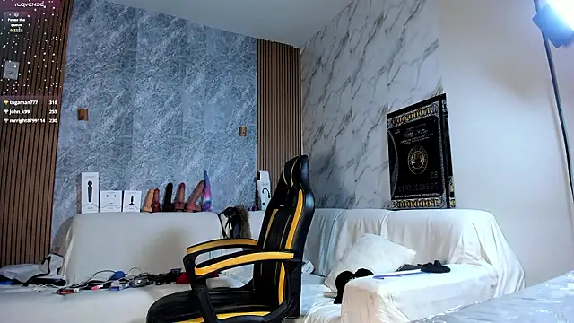 Chica_hot_dirty live sex cam