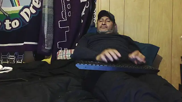 dantehot2020's cam snapshot