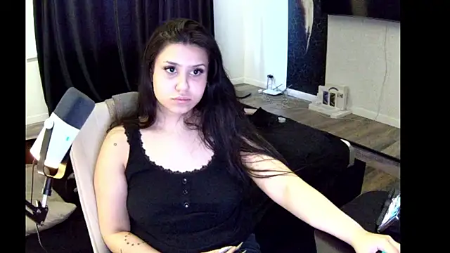 Nicole_pretty's cam snapshot