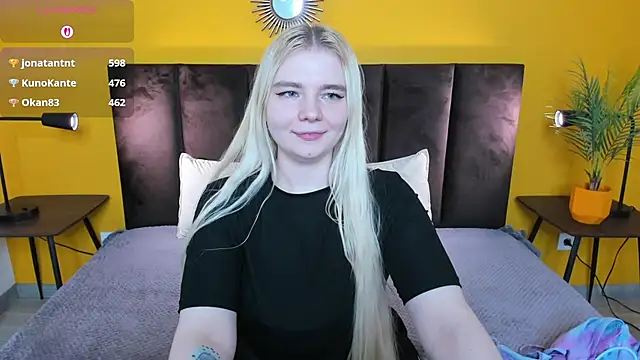 RuthBryant's cam snapshot