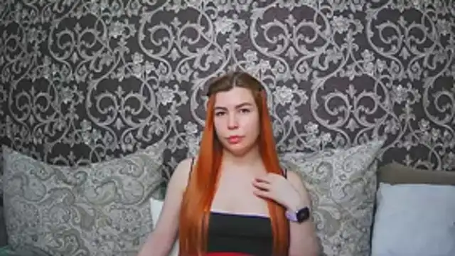 ElllaNuar live sex cam