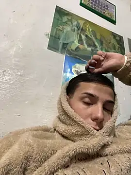 LoganBenedictt live sex cam