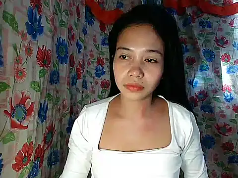 PinaySkinnyGirl live sex cam