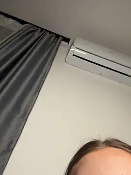 MilenaDoll live sex cam