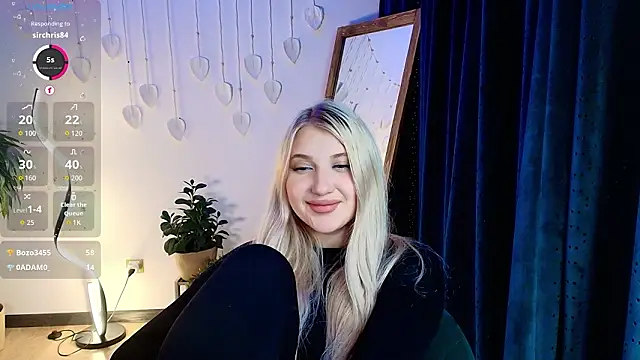 Evacadooo's cam snapshot