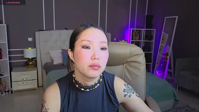 ElinaMotion's cam snapshot