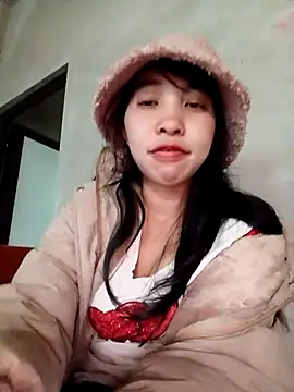 emaame68's cam snapshot