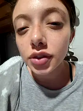 linda-schmidt's cam snapshot