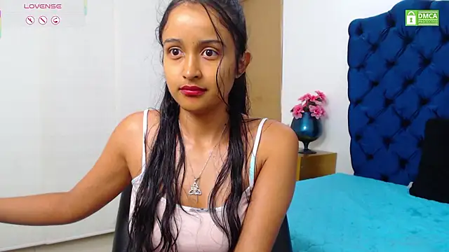 Lili666_'s cam snapshot