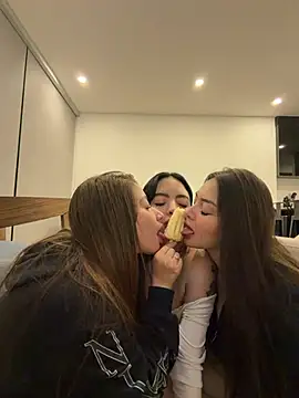 roouse's cam snapshot