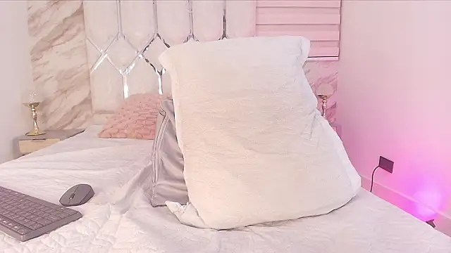 cataleya_ebony_'s cam snapshot