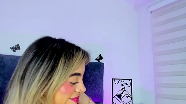 Violetta_Ficher's cam snapshot