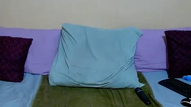 DiamondLuv29's cam snapshot