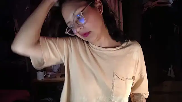 Hathorlove's cam snapshot