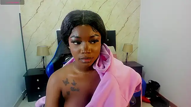 helena_copper_'s cam snapshot