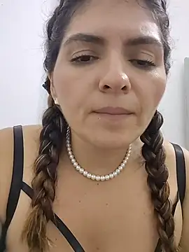 RosaliaVicky's cam snapshot