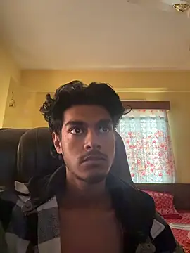 RavenKisses live sex cam