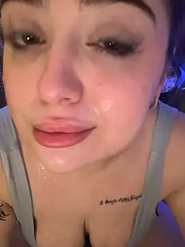 KellyMoors live sex cam