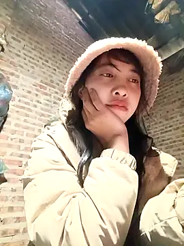 emaame68's cam snapshot