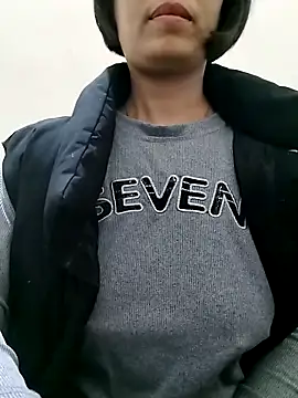 love_sexy090's cam snapshot