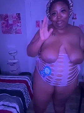 Chocolatebunnyxx96's cam snapshot