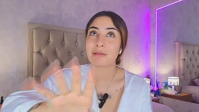 nini_love01's cam snapshot