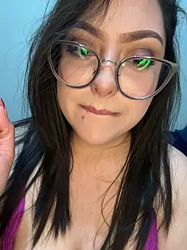 MileyGia live sex cam