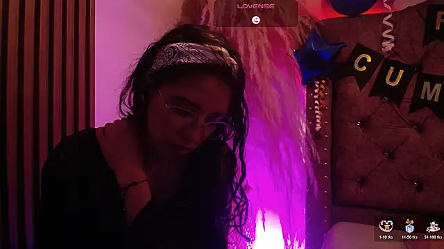 Amara_Davis's cam snapshot