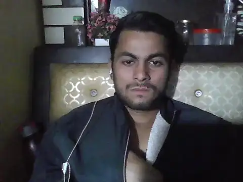 Stubborndesiboy live sex cam