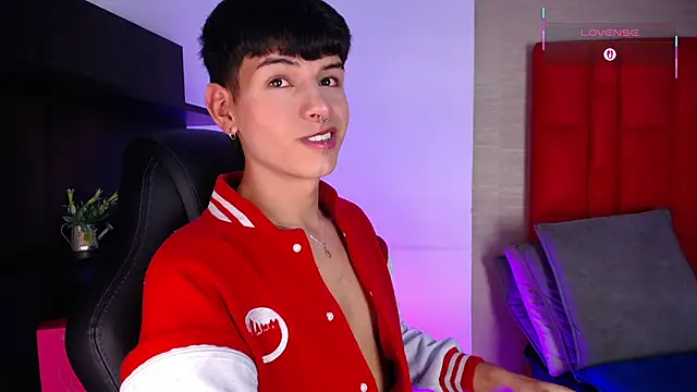 Ezra_Storm live sex cam