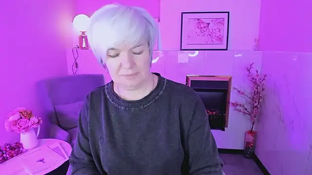 CarmenSoft live sex cam