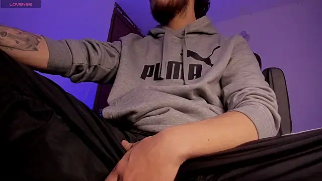 s_sven03's cam snapshot